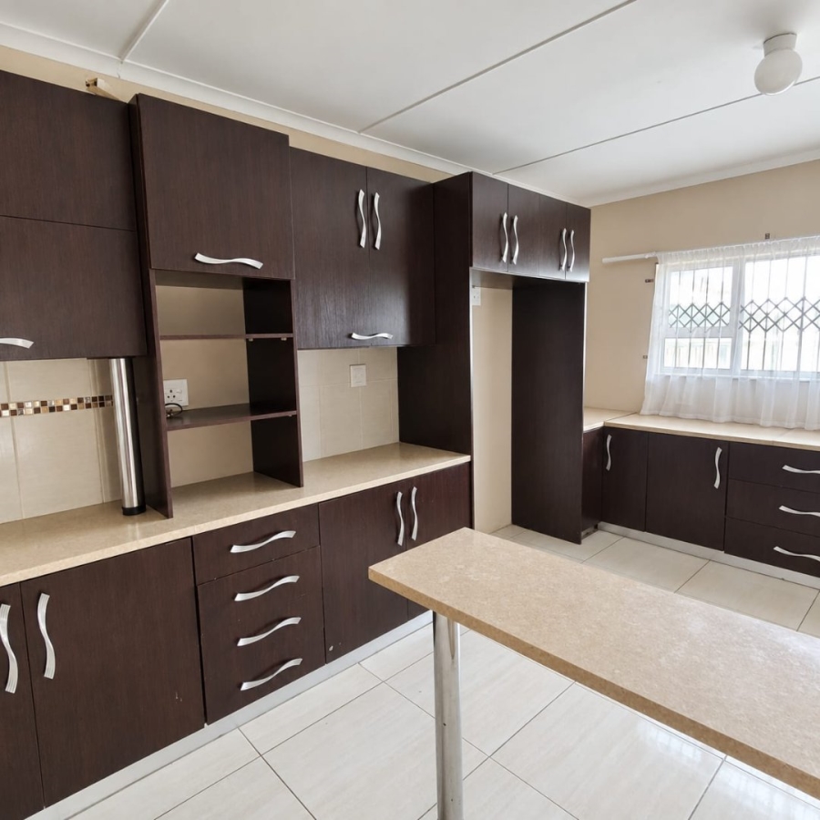 4 Bedroom Property for Sale in Gonubie Eastern Cape
